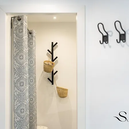 Apartment Stylish Seaview Terrace Retreat